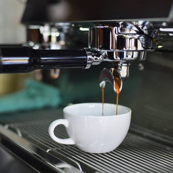 Comment Choisir la Machine à Café Parfaite
